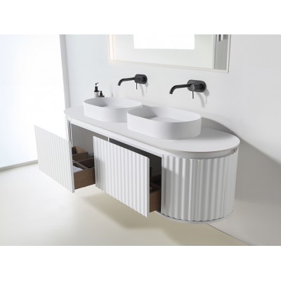 Introducing Parisi Abbraccio | Exuding Elegance & Simplicity