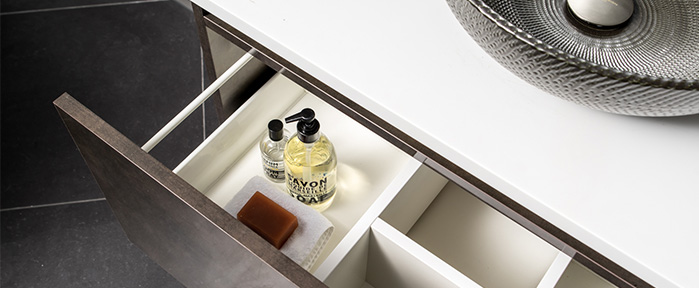 Keeping your bathroom vanity clutter-free – top 5 tips